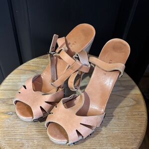 Theory Tan Leather Heeled Sandals
